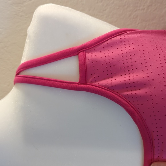 [Athleta] 🩷 Workout Top - Picture 4 of 8